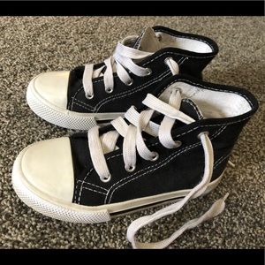 Little Kid Black Converse Look-a-like Sneakers
